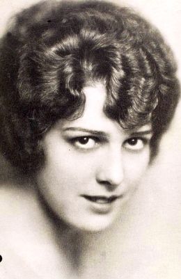 Глэдис Бэкстер