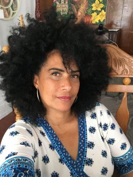 Лили Бернард