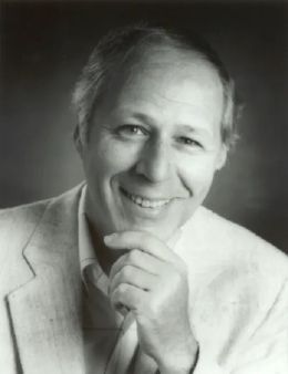 Бен Бова
