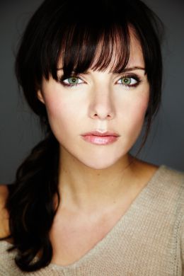 Элла Боуман