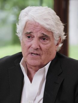 Митчелл Кэннолд