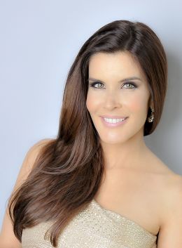 Адриана Катано