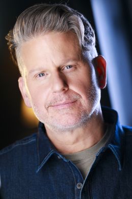 Джейсон Коннелли