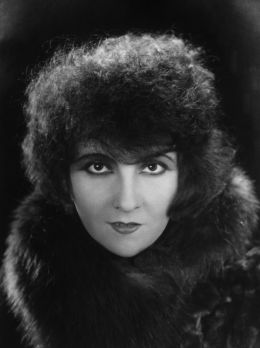 Lucy Doraine