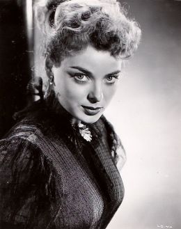 Мэри Джо Тэрола