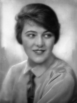 Карин Эванс