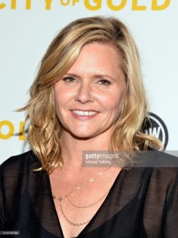 Лора Гэбберт