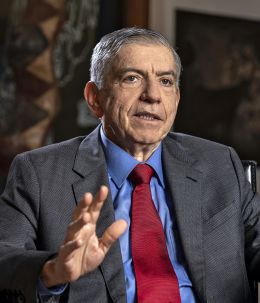 Сесар Гавириа