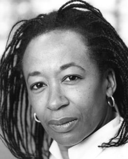 Ивонн Гидден