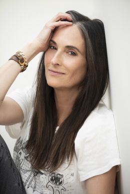Карла Хакен