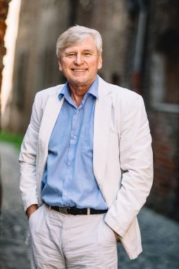 Владимир Грабаль