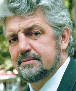 Владислав Комар