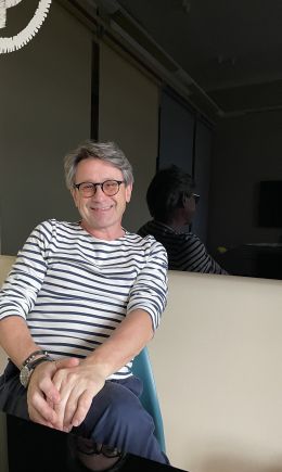 Алес Комарек