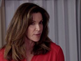 Хилари Фарр