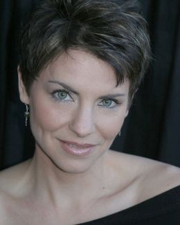 Лаура Ларкин