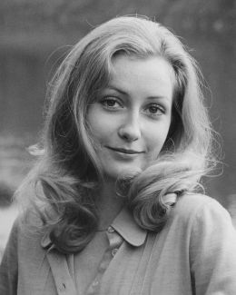 Анита Мэлли