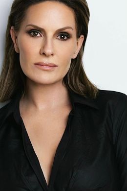 Памела Перрин