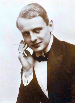 Анри Петерс-Арнольдс