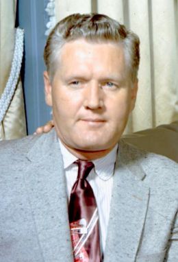Вернон Пресли