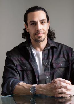 Джордж Сантос