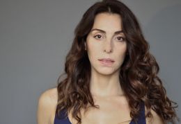 Надя Сантос