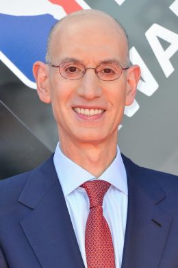 Адам Сильвер