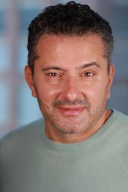 Alex Tavis