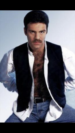 Ari Telch