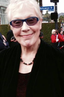 Беверли Уокер