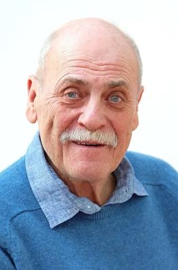 Роджер Уокер