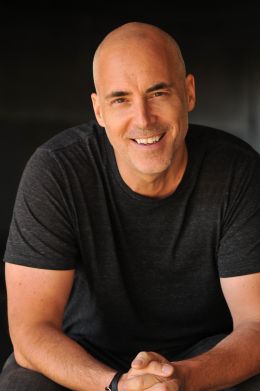 Роман Уайден