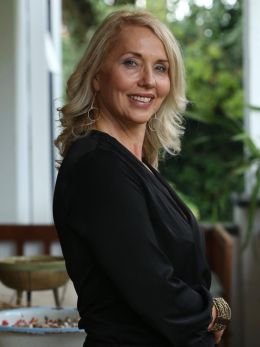 Катарина Кук
