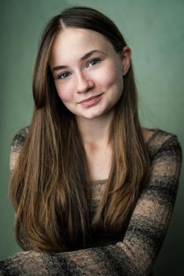 Кира Томпсон