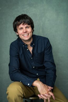 Фил Хоукинс