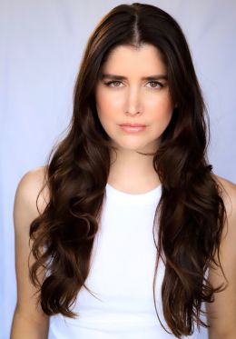 Дженнифер Рис