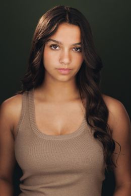 Кэролин Басу