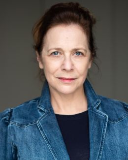 Carine Montbertrand