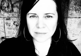 Аньес Косис