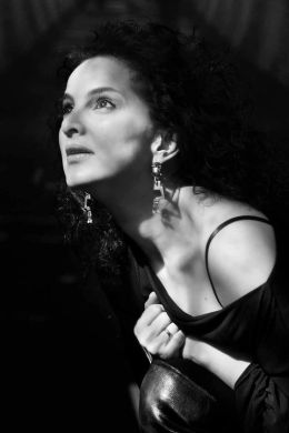 Джинни Пападопулу