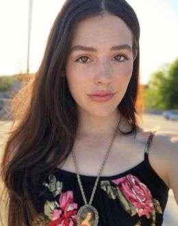 Эвелин Кормье