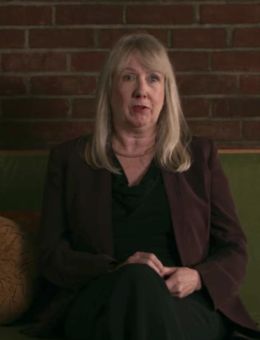 Полли Нельсон