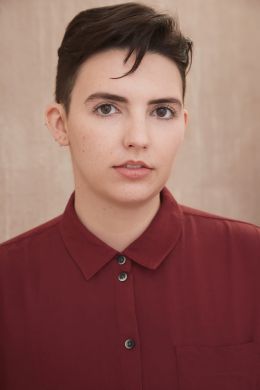 Андреа Саймонс