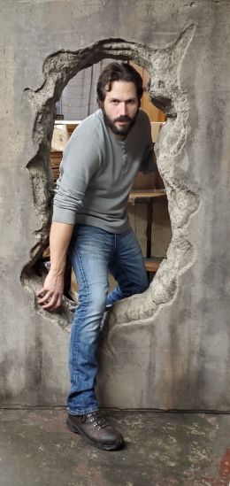 Shane Edward Thompson