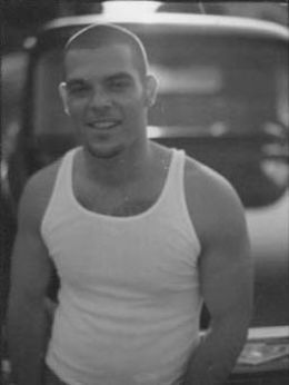 Энтони Накарато