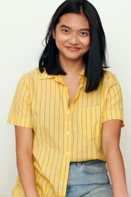 Фиби Холден