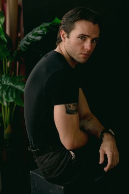 Эштон Роджерс