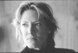 Дженнифер Ходжес