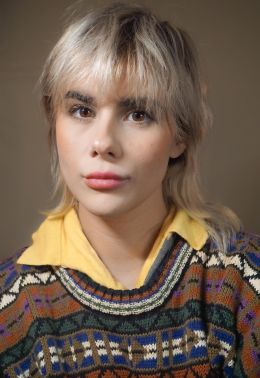 София Саттон