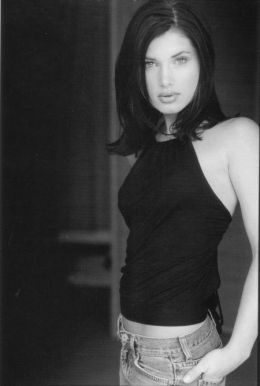 Даника Стюарт