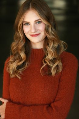 Мэделин Рейнолдс